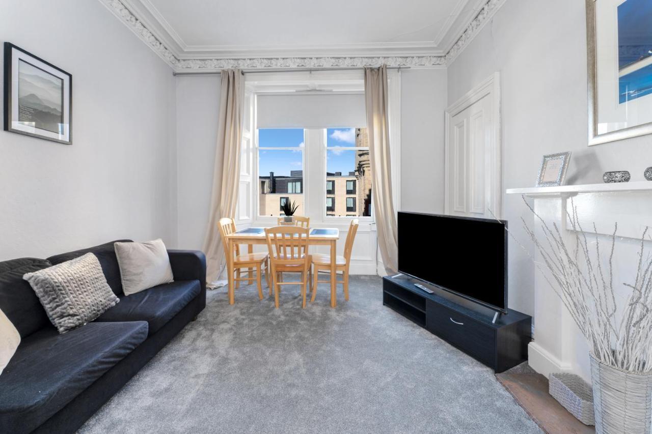 2 Bedroom Centre - Royal Mile - Castle & Waverley Train Station - Sleeps 4 Appartement Édimbourg