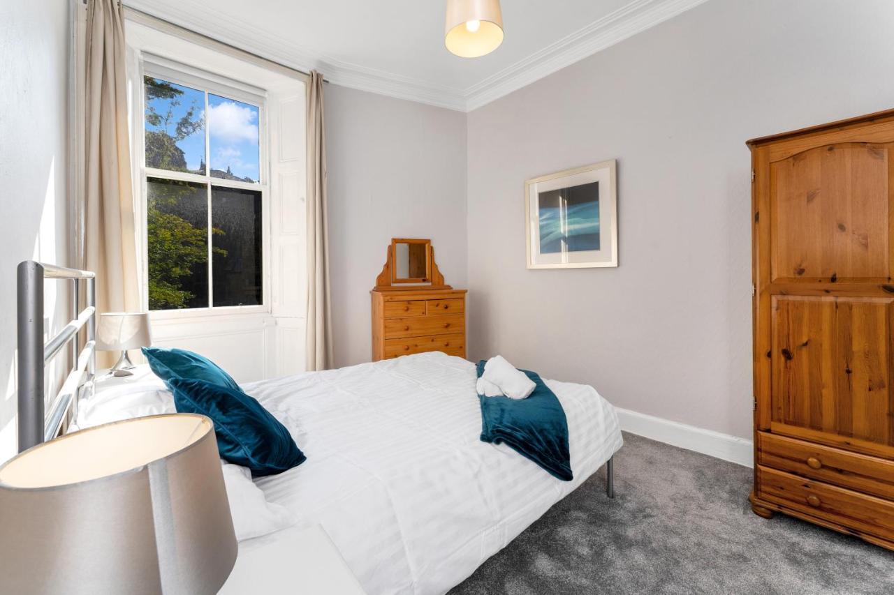 2 Bedroom Centre - Royal Mile - Castle & Waverley Train Station - Sleeps 4 Appartement