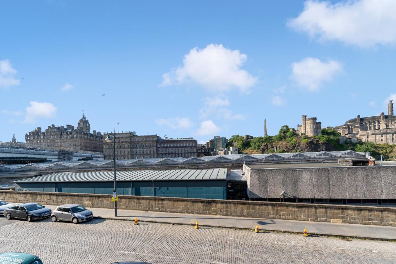 2 Bedroom Centre - Royal Mile - Castle & Waverley Train Station - Sleeps 4 * Édimbourg